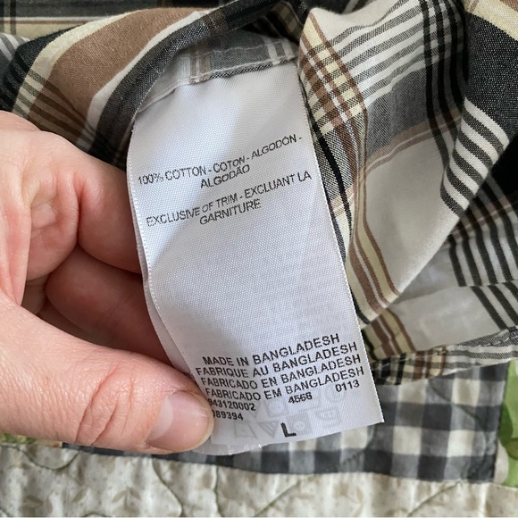 Signature Levi’s Shortsleeved plaid Button-up - Picture 5 of 11